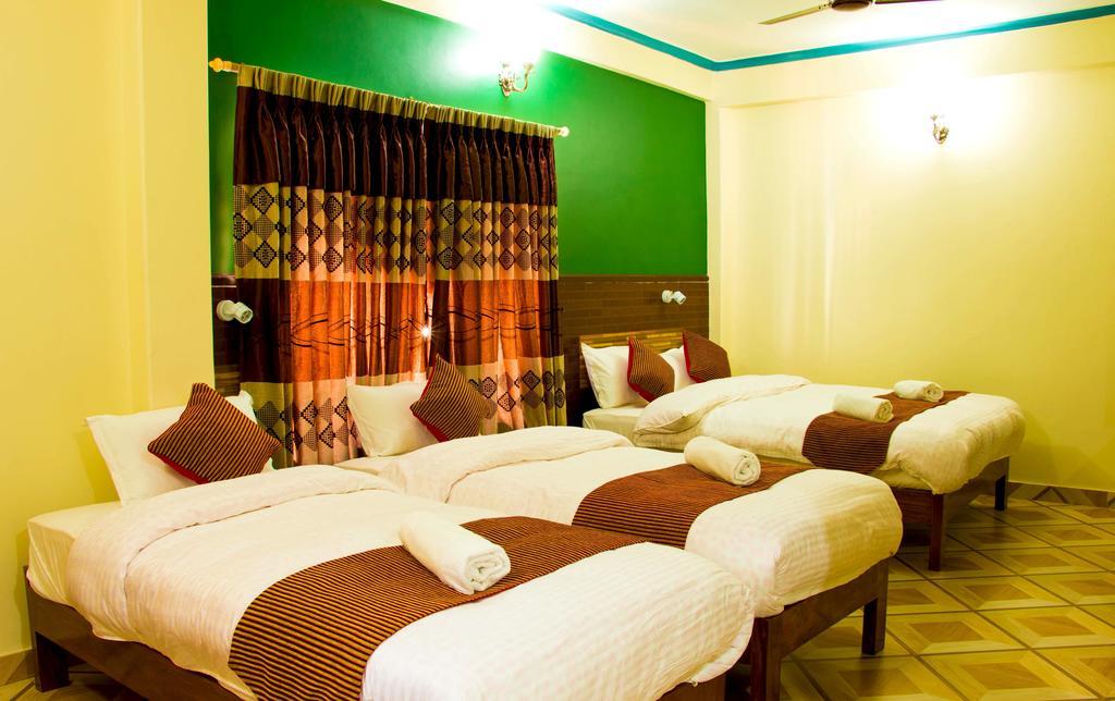 פוקהרה Hotel Adam חדר תמונה