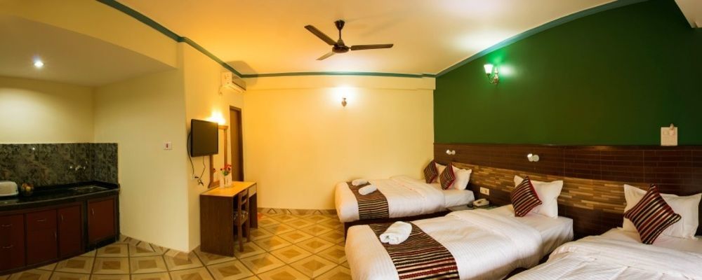 פוקהרה Hotel Adam מראה חיצוני תמונה