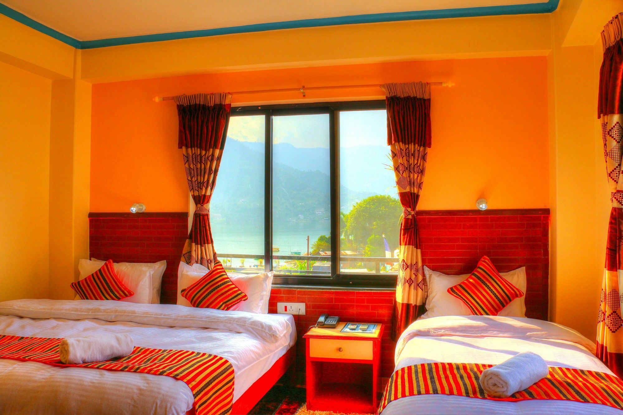 פוקהרה Hotel Adam מראה חיצוני תמונה